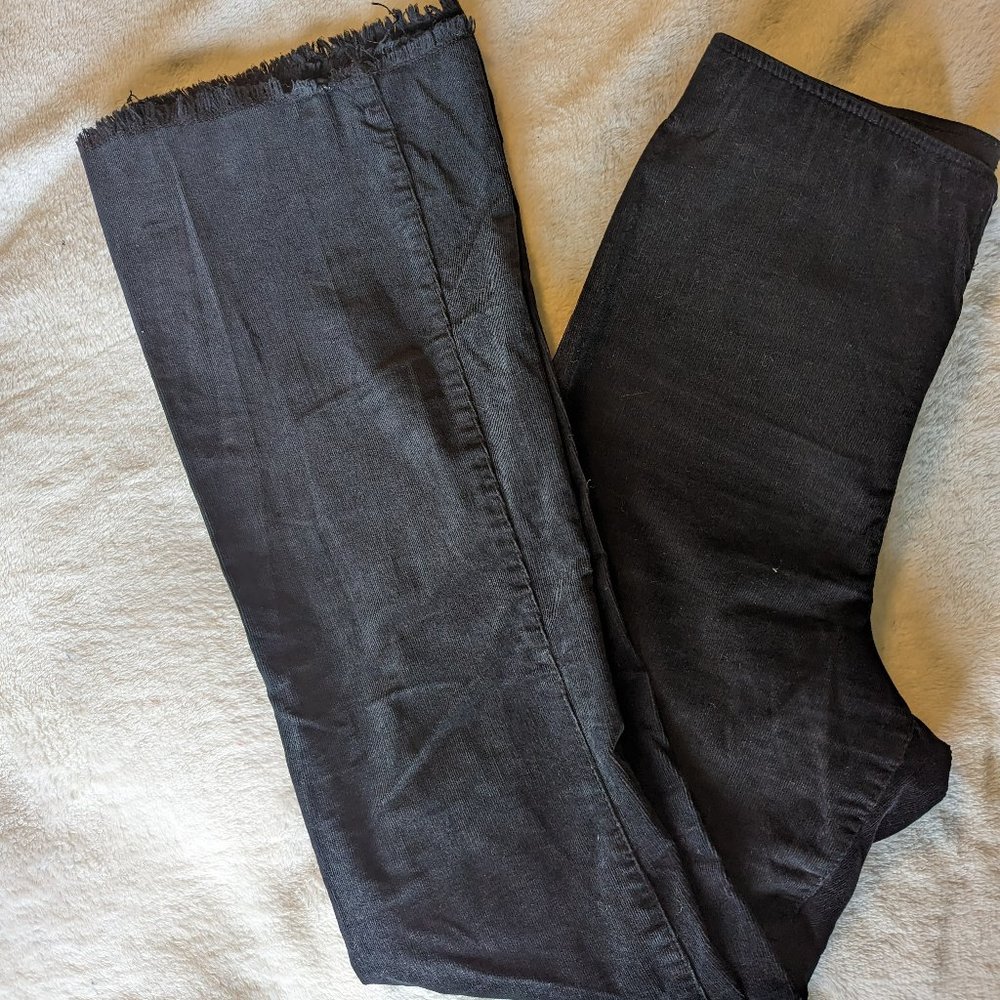 Knox Rose, Size 6, Black Corduroy